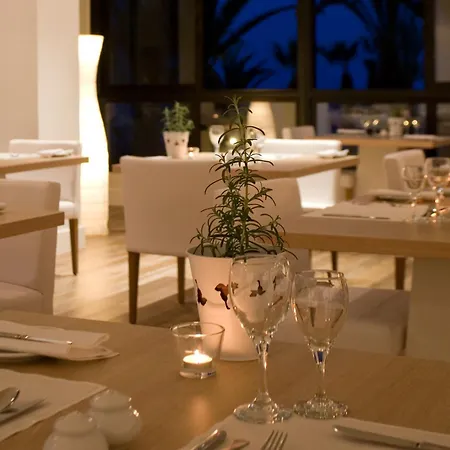 Sandy Beach Hotel & Spa-3